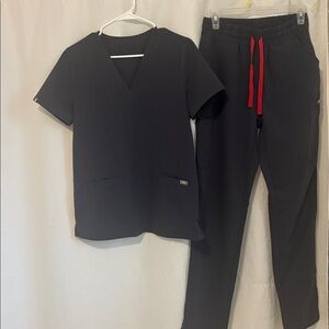 Figs women’s Pants in gray.